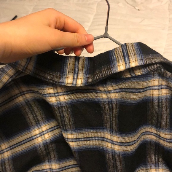 Flattering oversized fit for women flannel plaid - Picture 3 of 5